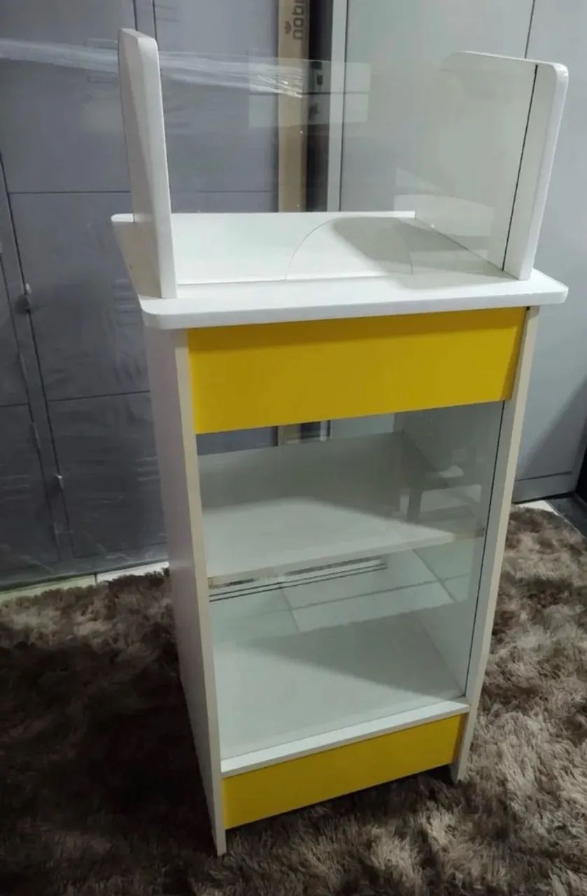 Balcão comercial 