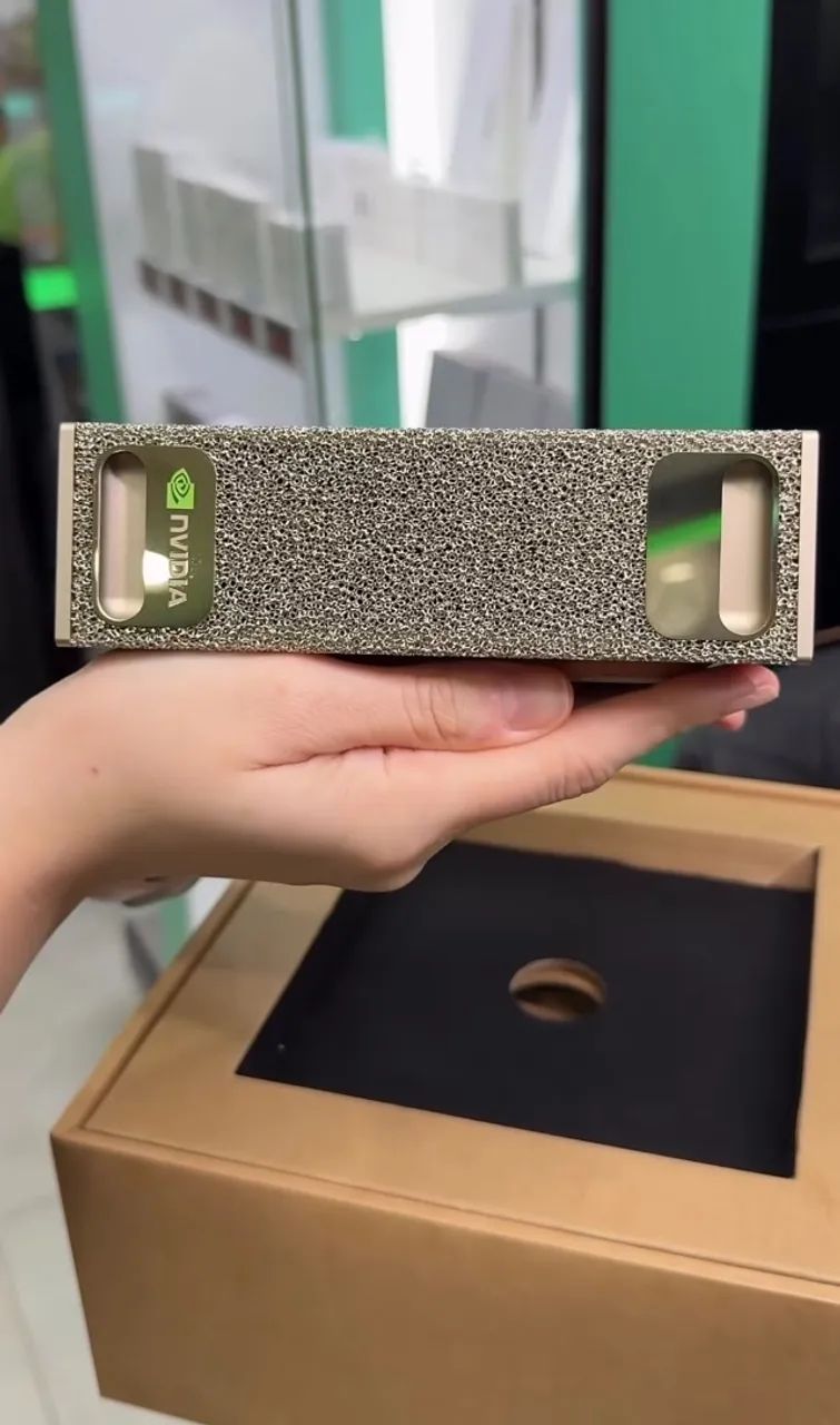NVIDIA DGX Spark - Foto 2