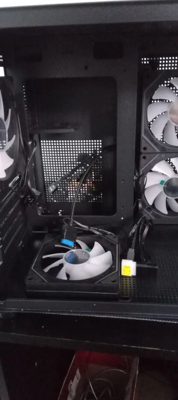 Gabinete gamer com Coler RGB - Foto 5