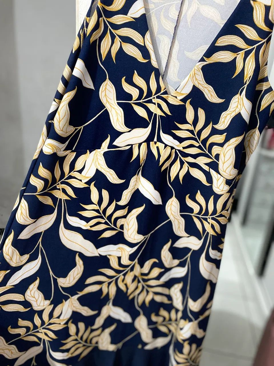Vestido azul com flores  - Foto 2