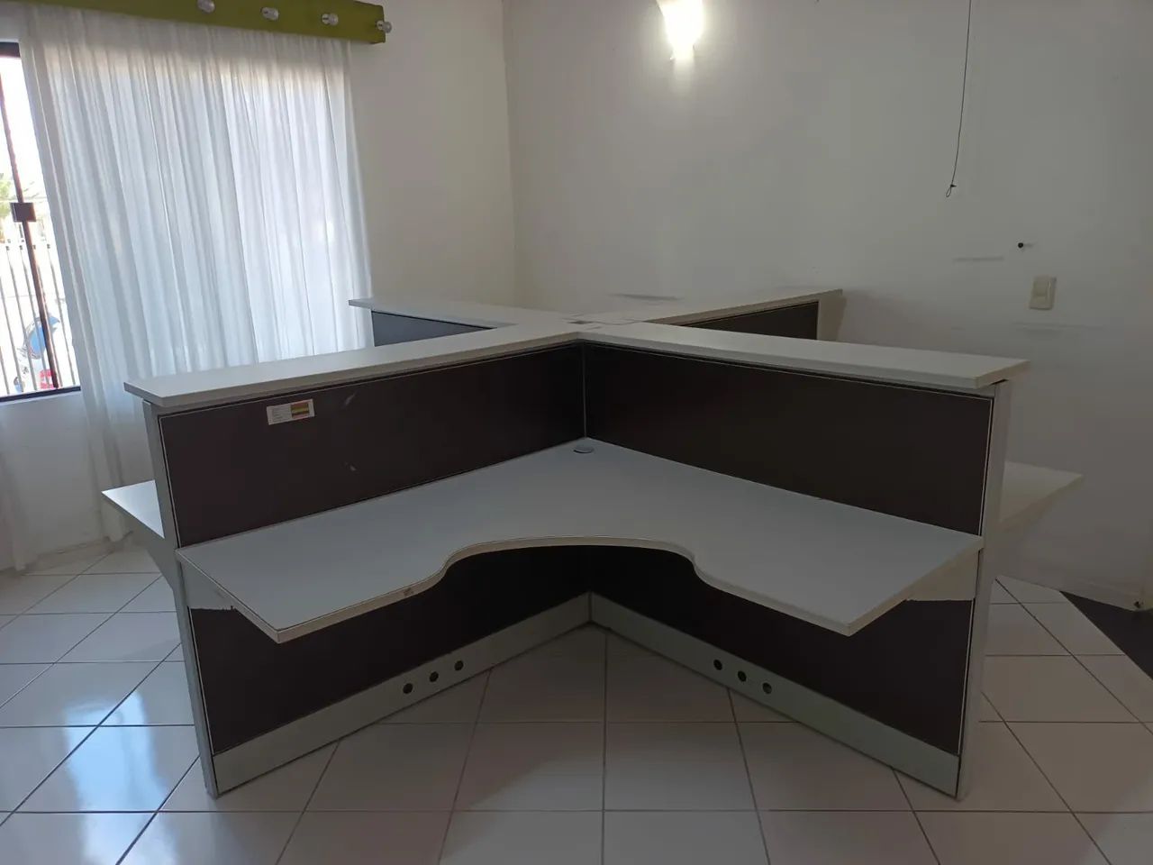 Vendo mesa de escritório ilha 