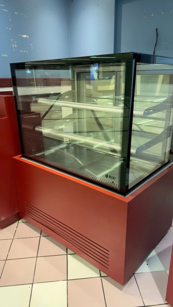 Vitrine Quadrada Refrigerada ELVI 220v - Foto 2