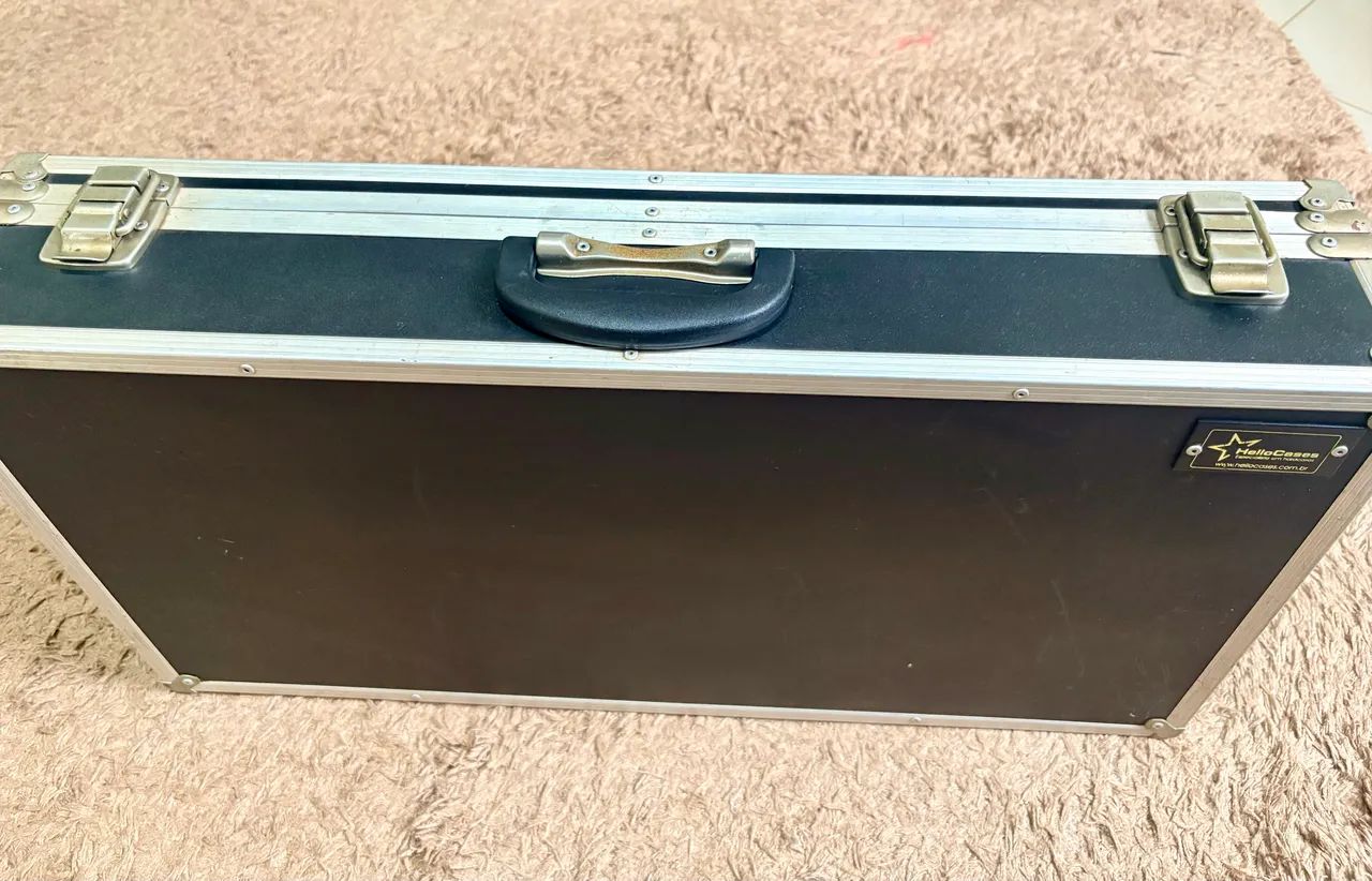 Pedaleira Boss GT-10 com case - Novíssimo!  - Foto 4