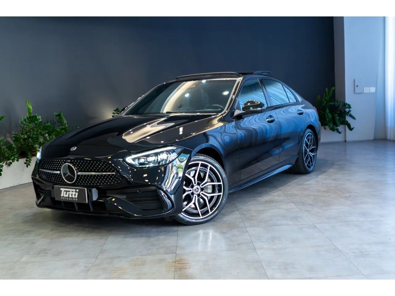 Mercedes-Benz C-300 AMG LINE EQ BOOST 2.0 TB AUT. 2025
