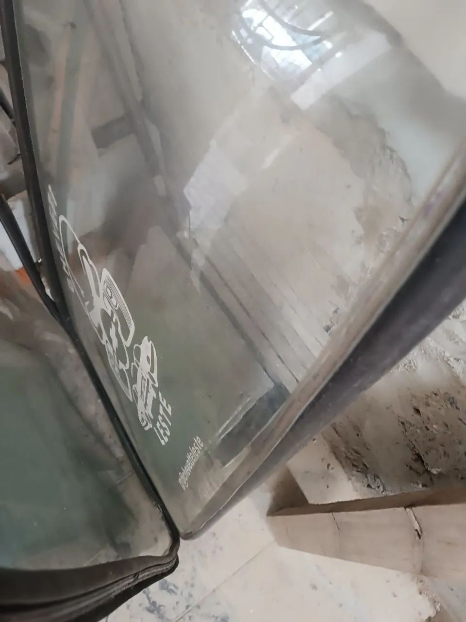 Vidros do Chevette parabrisa traseiro e laterais sem o quebra vento  - Foto 3