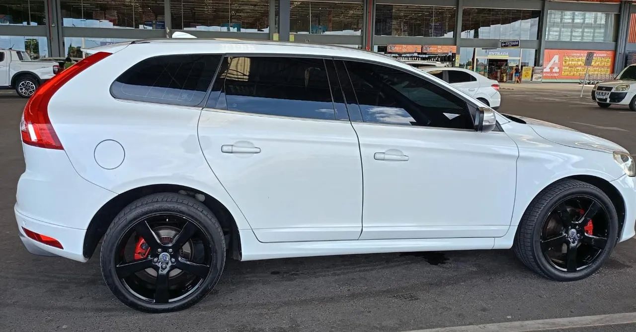 Volvo Xc XC 60 T-5 R-DESIGN 2.0 FWD 5p 2014