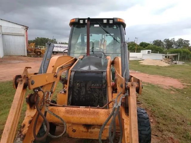 Retroescavadeira Case 580n 4x4 2015 - Foto 2