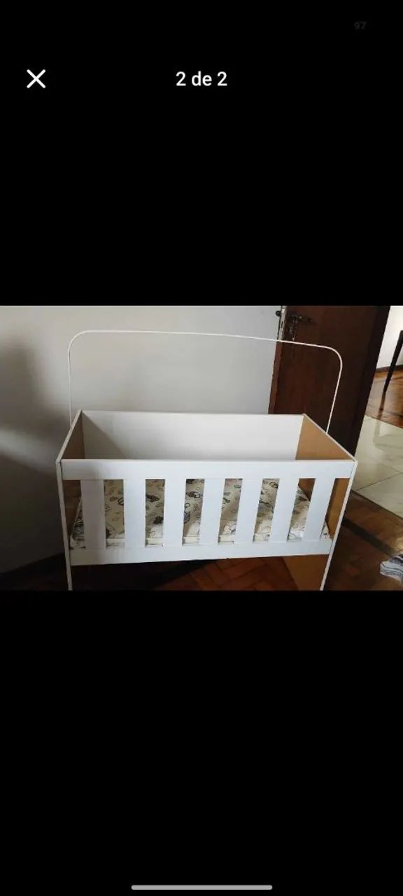 Mini Berço com colchão.