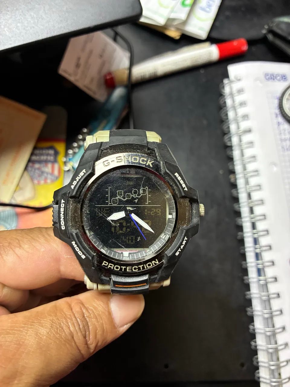 Relógio G SHOCK os ponteiros estão parados
