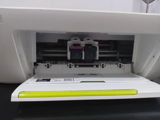 Impressora HP Deskjet Ink Advantage 2136 - Foto 3