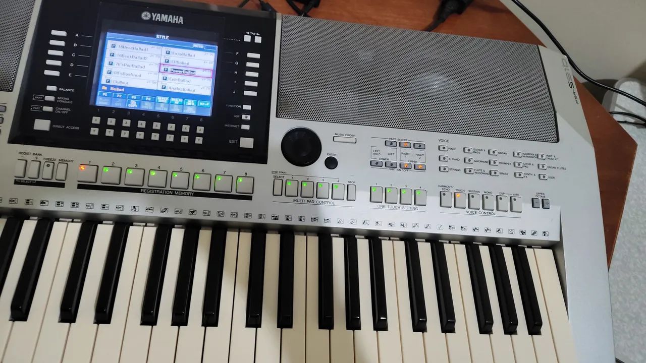 Yamaha Psr S910 com capa e pedal, Aceito trocas  - Foto 3
