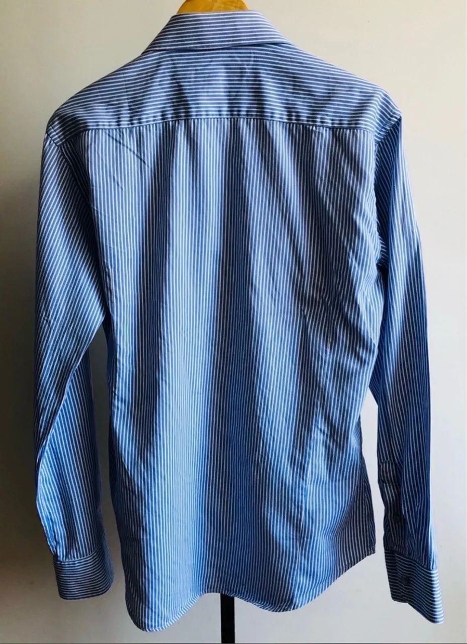 camisa azul listrada 100% algodão - Foto 4
