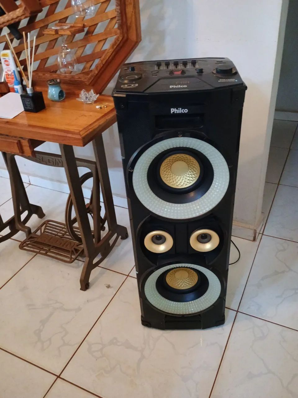 Caixa som torre Bluetooth Philips  - Foto 4