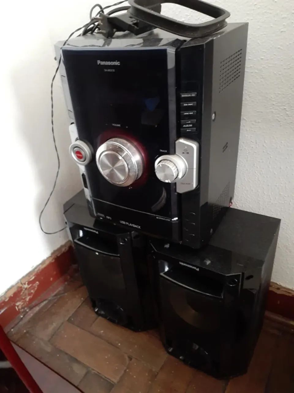 Som Panasonic com 2 caixa acustica