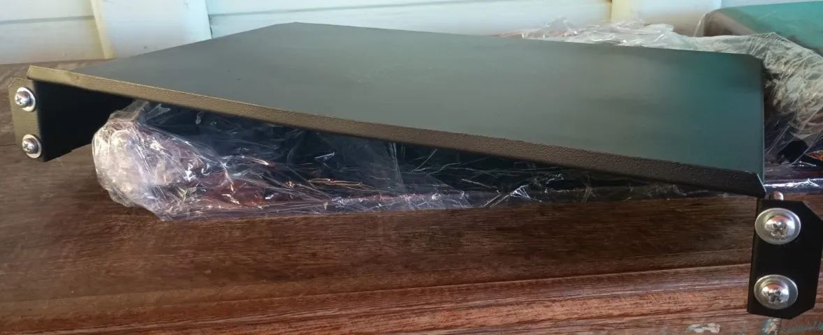 Bendeja Fixa Rack 1U 19 polegadas