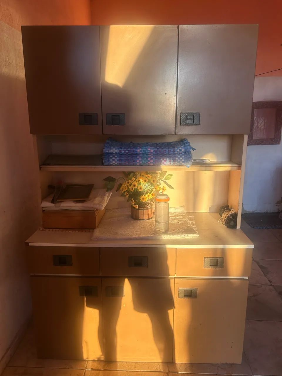 Armário de cozinha de ferro 