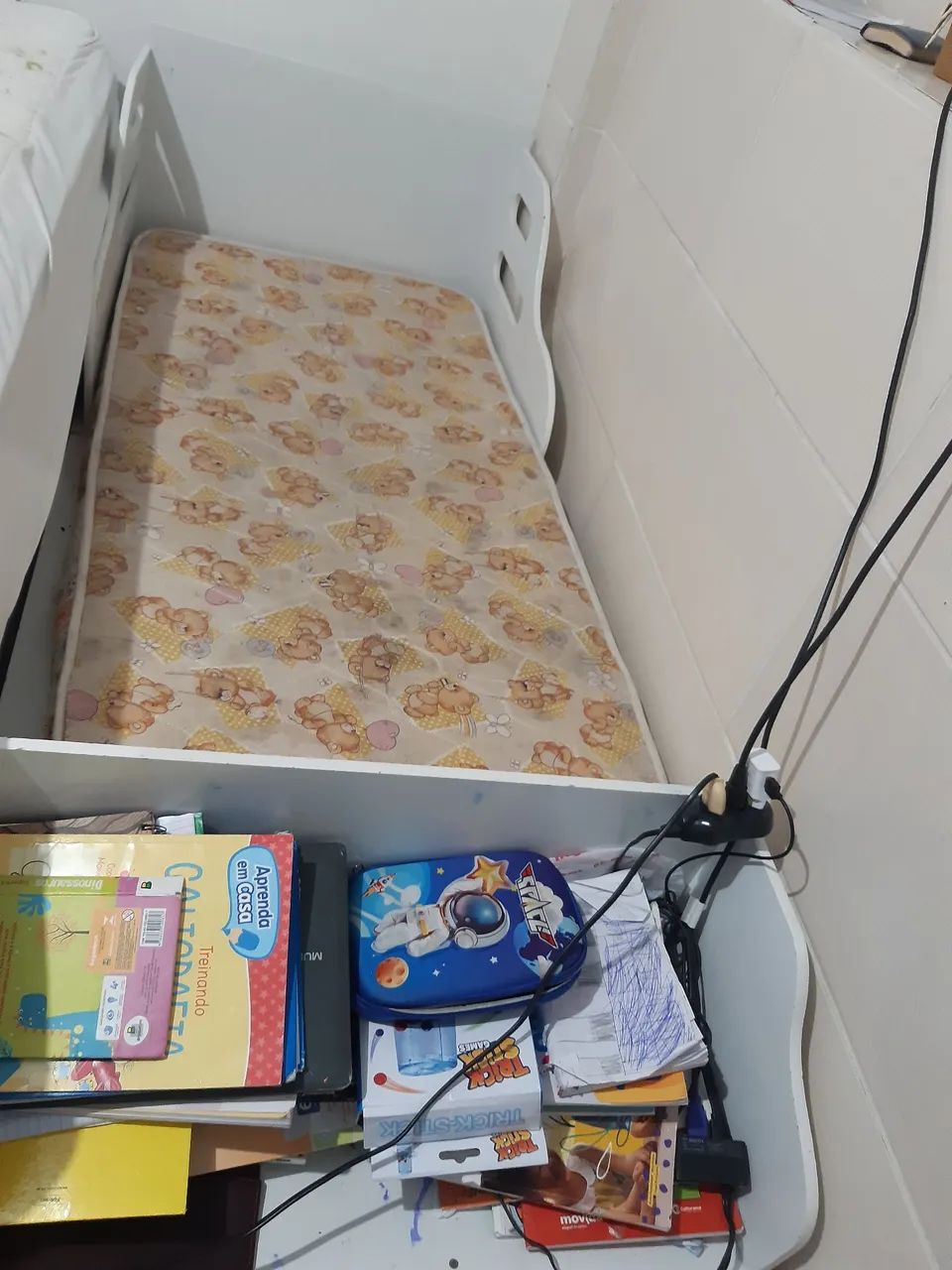 Cama infantil + colchão 300,00 em bom estado de conservação  - Foto 3