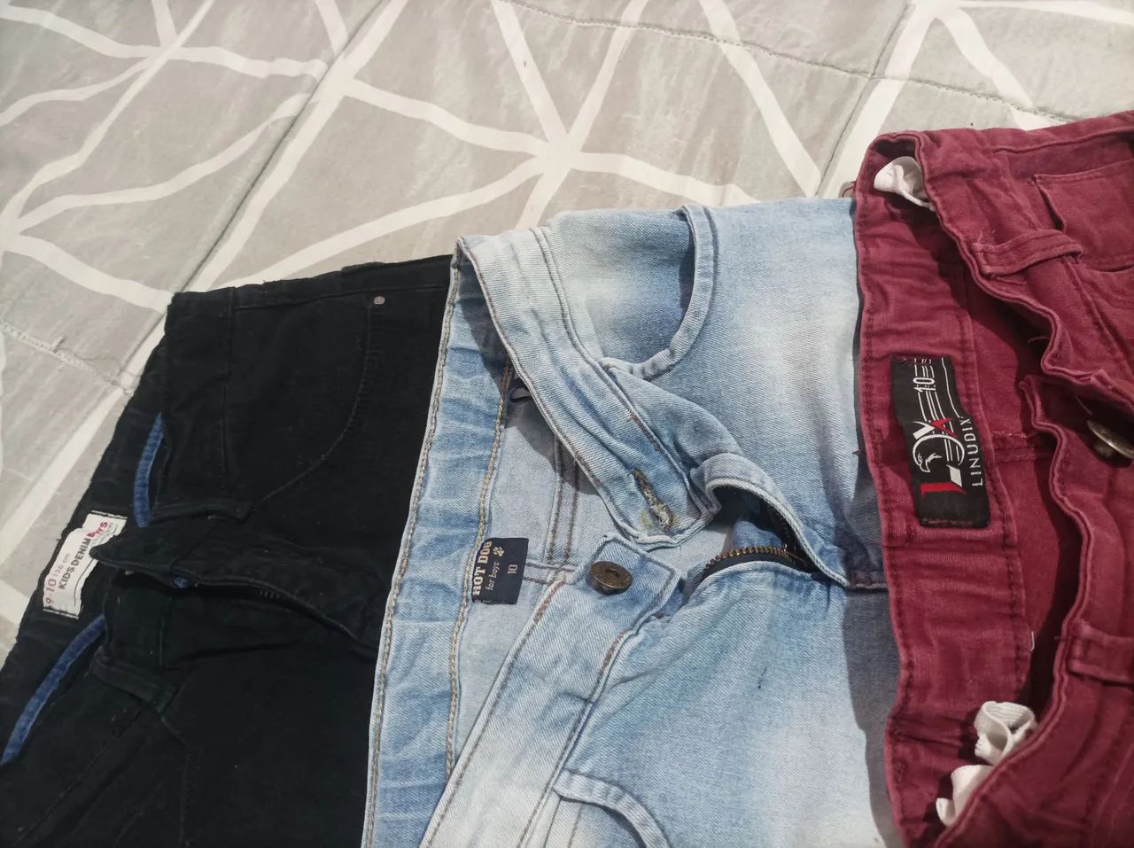 Kit lote 3 calças jeans e uma camisa social  - Foto 2