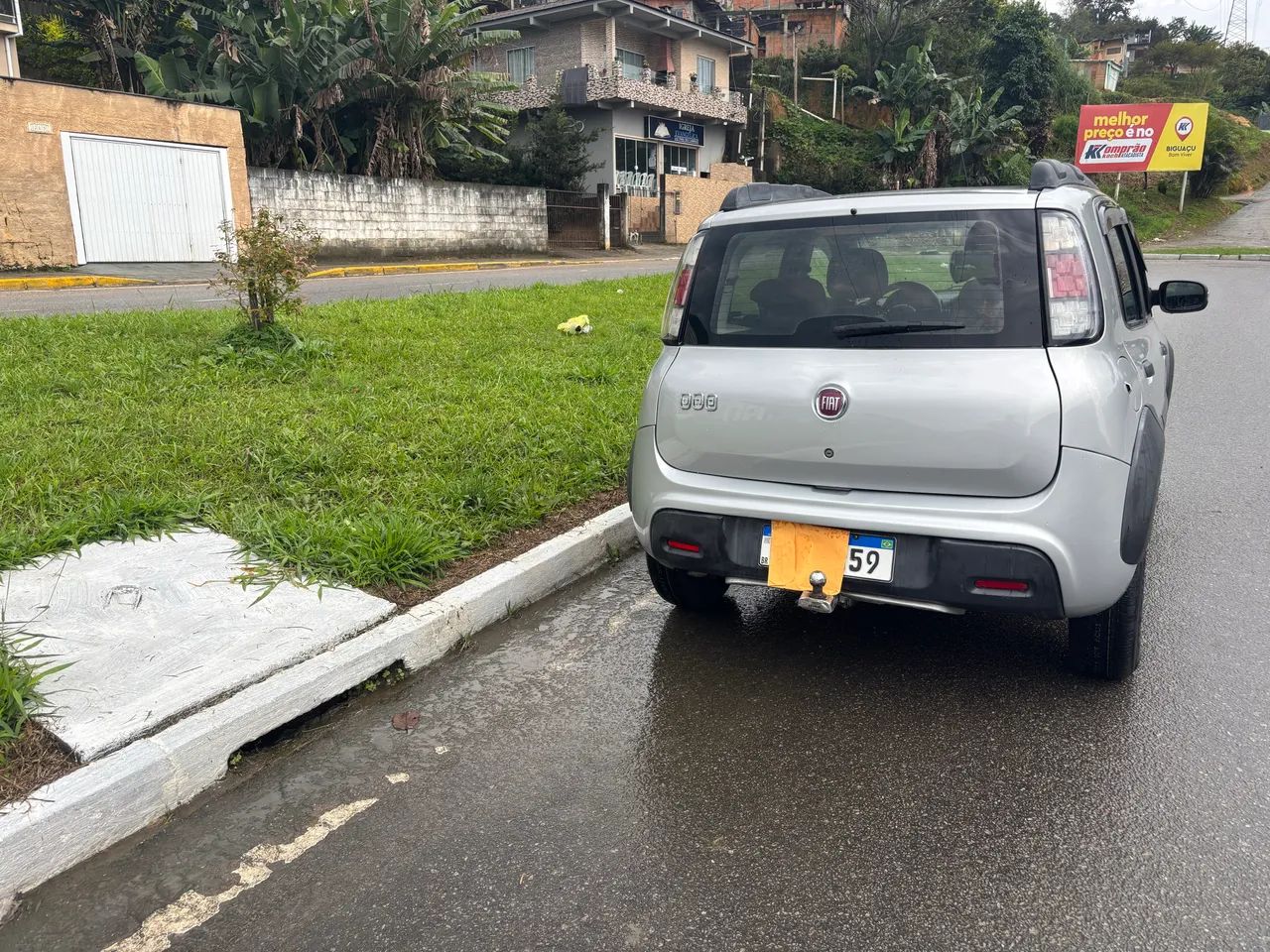 Fiat Uno WAY Celeb. 1.0 EVO Fire Flex 8V 5P 2016 - Foto 4