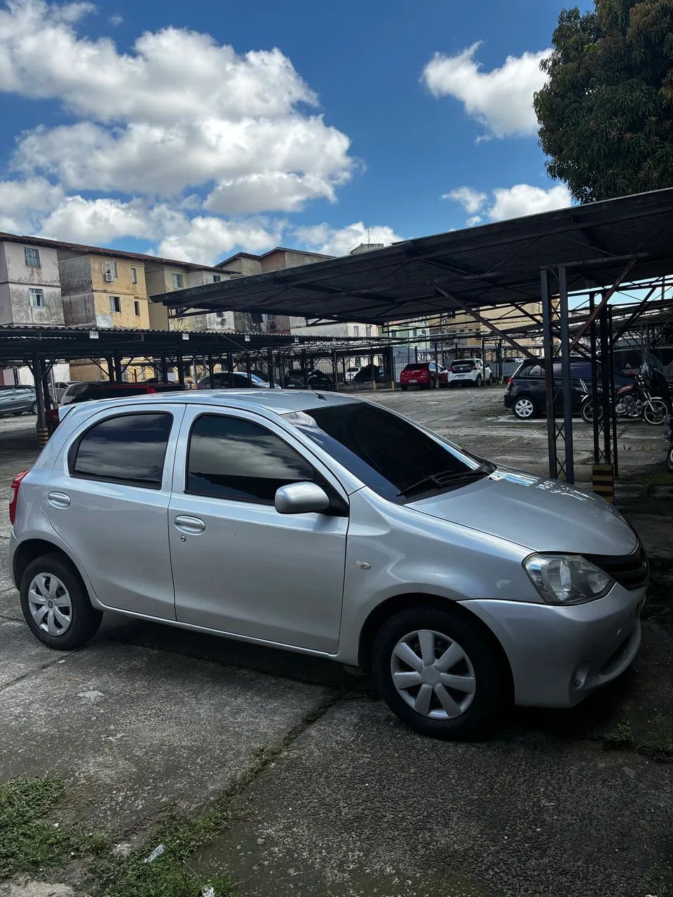 Toyota Etios ETIOS XS  1.3 Flex 16V 5p Mec. 2013