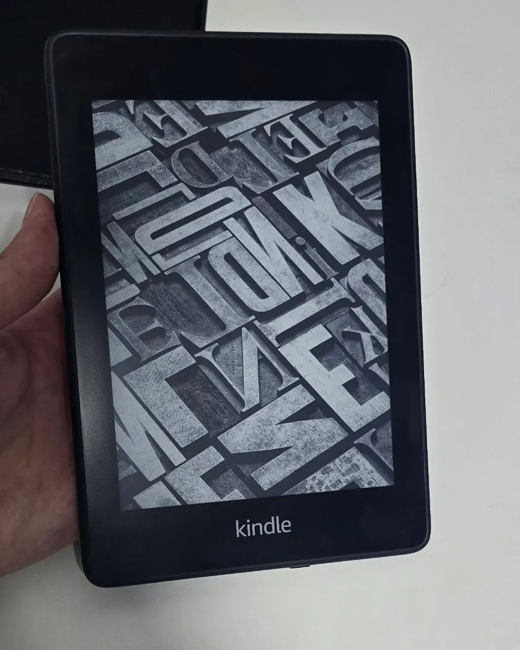 Kindle PaperWhite com Capa Magnética. - Foto 2