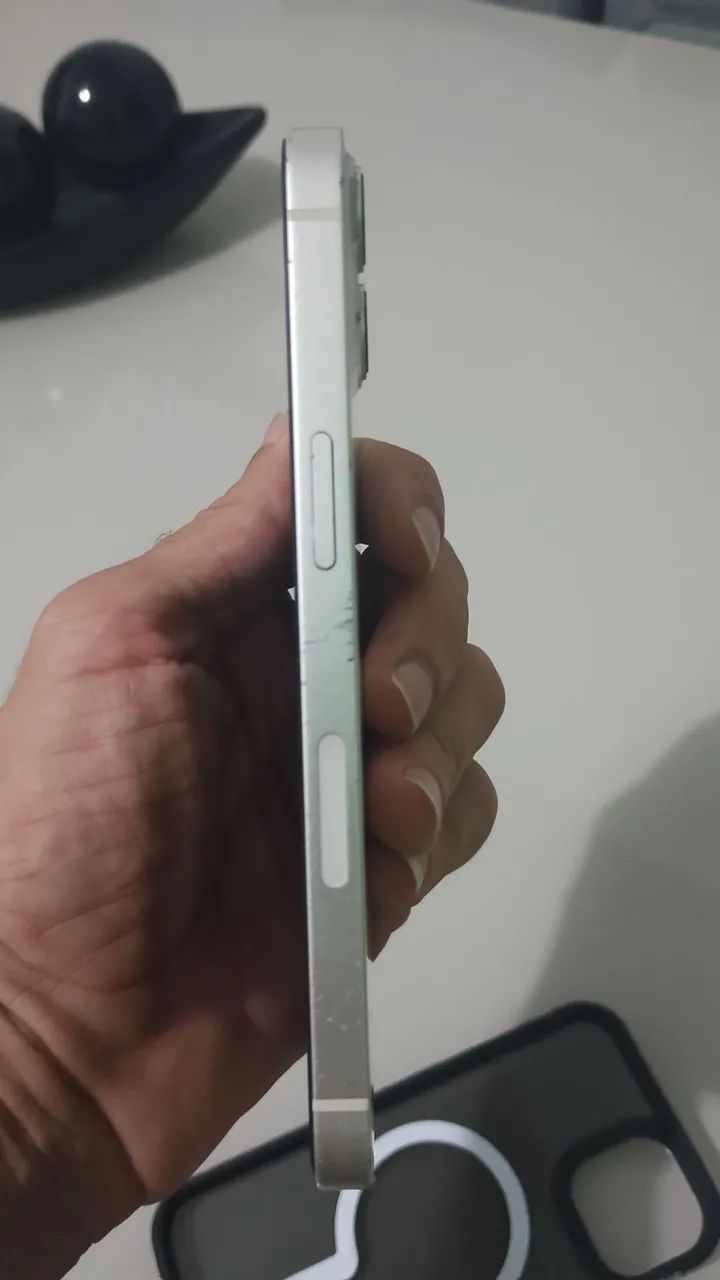 Vendo Phone 12 normal todo original  - Foto 5