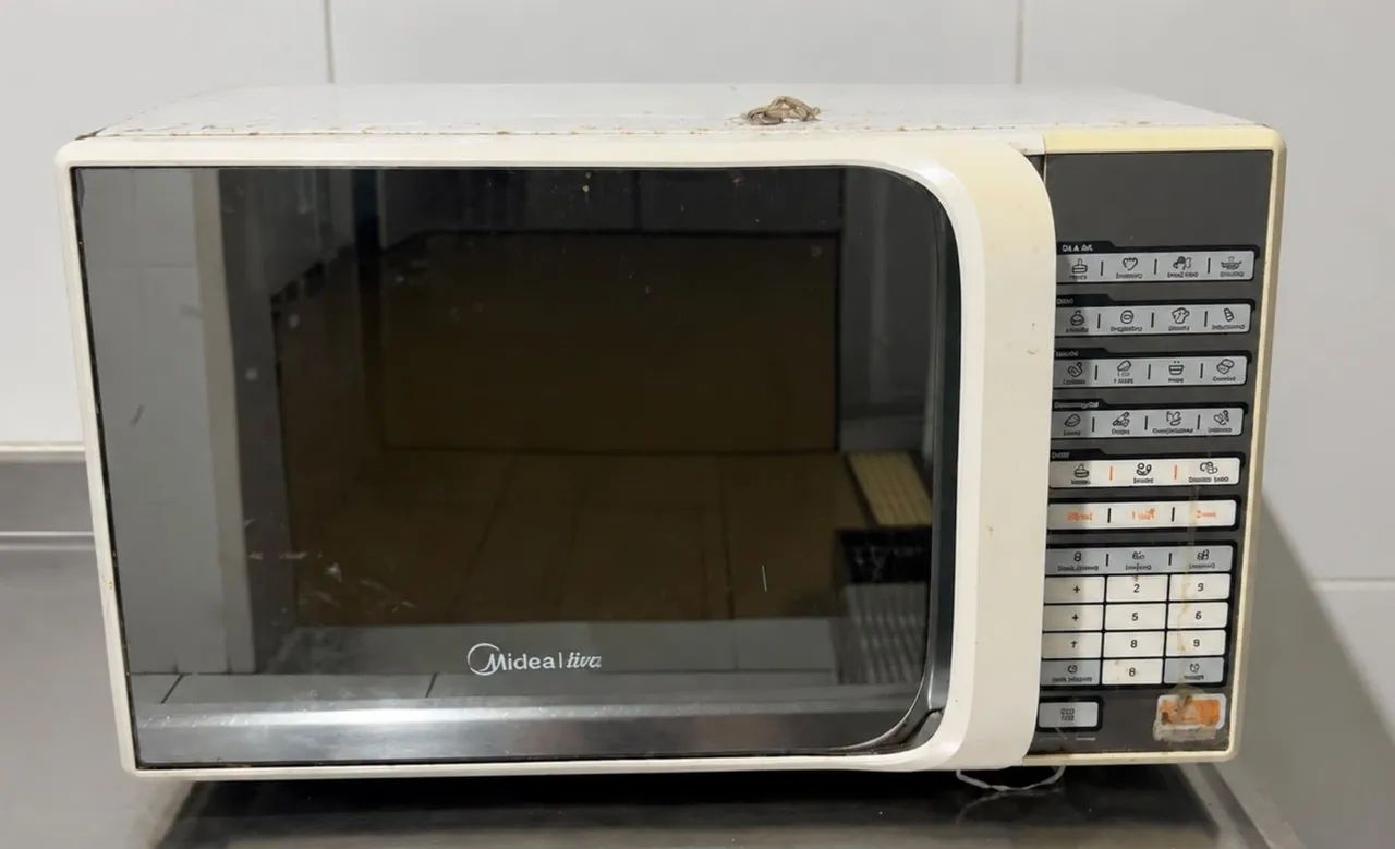 Micro-ondas Midea Liva 30L porta espelhada