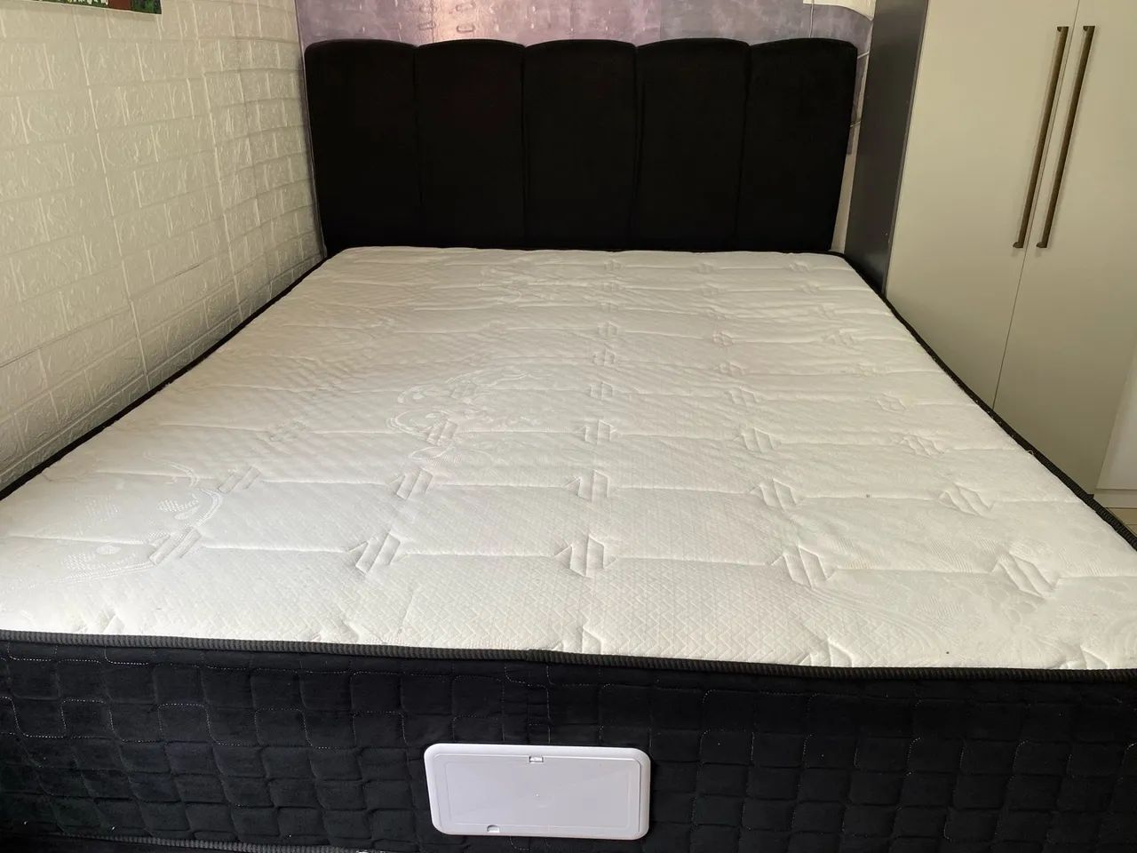 Cama Queen com Baú!!