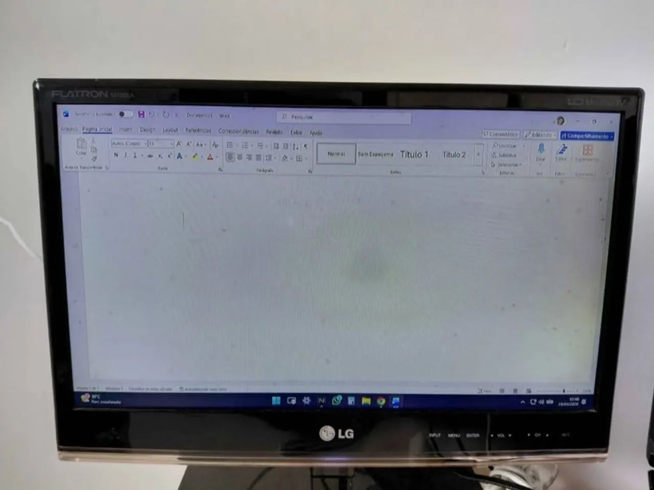 TV E MONITOR LG 18 POLEGADAS