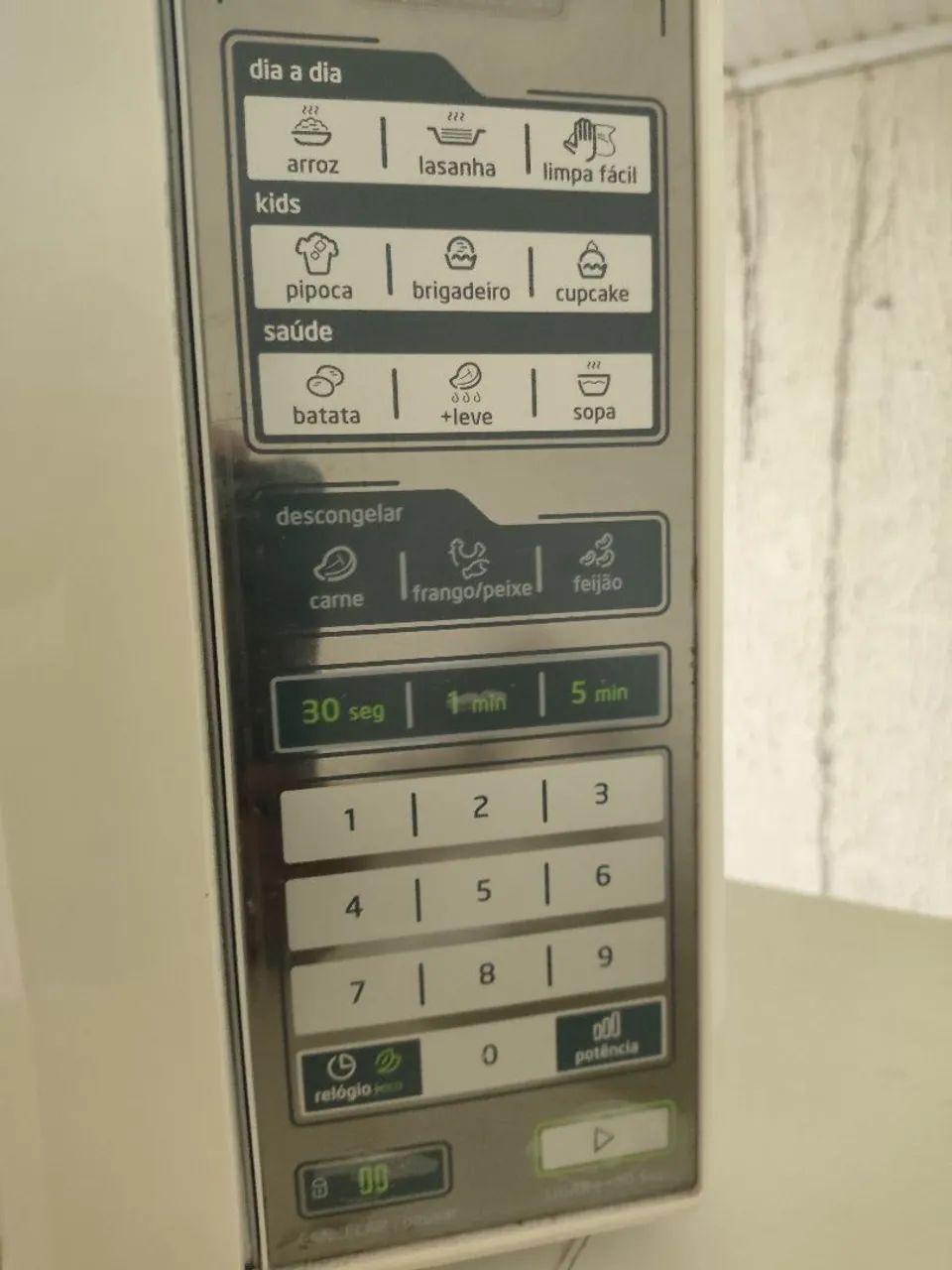 Micro-ondas Midea 31 litro - Foto 3