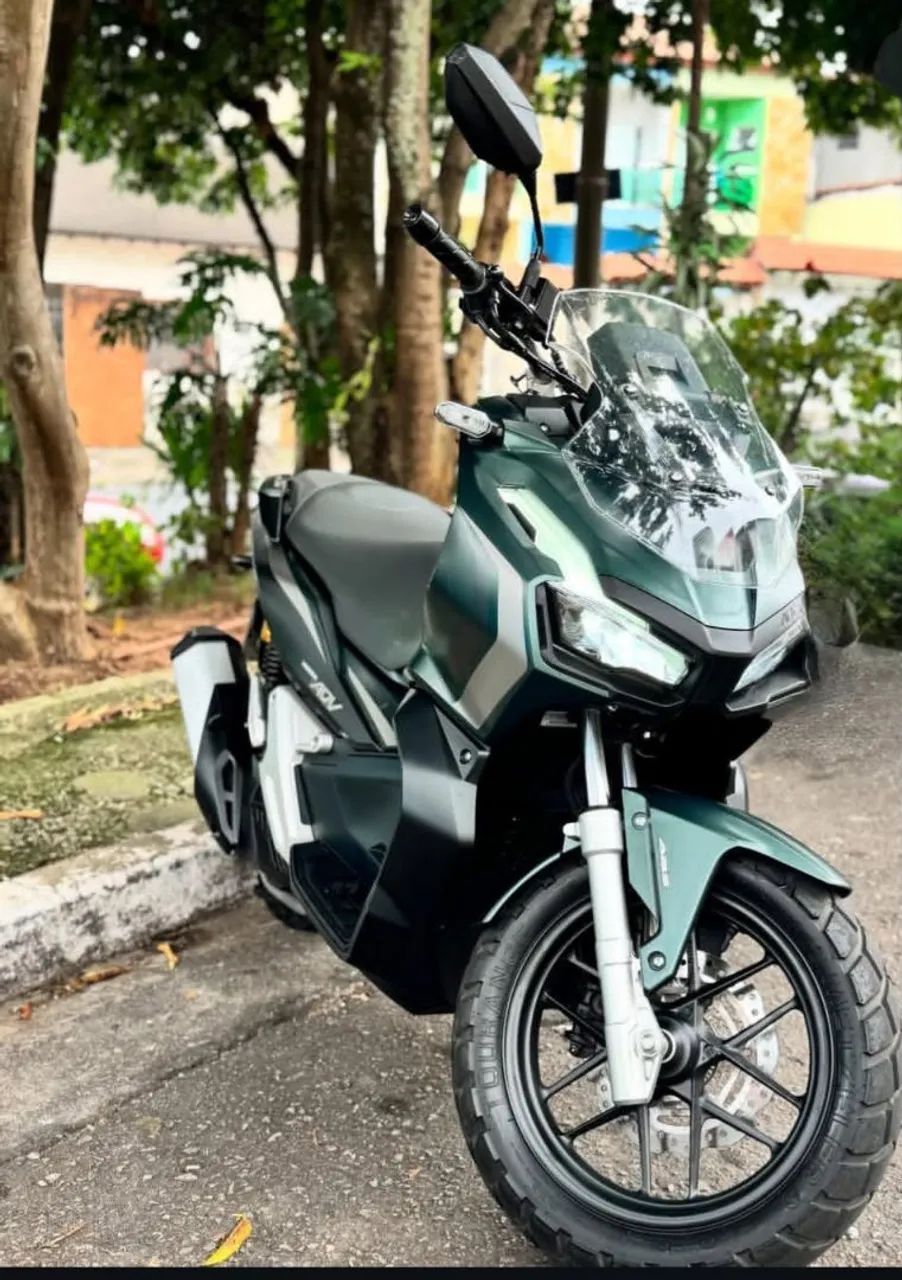 Adv 150 verde zerada