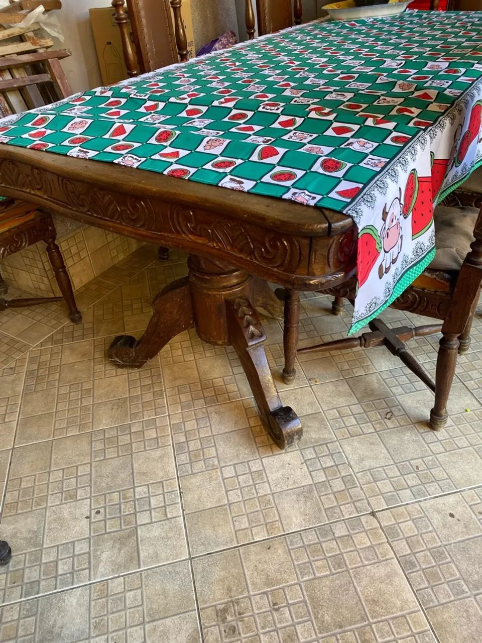 Mesa com 8 cadeiras - Foto 2