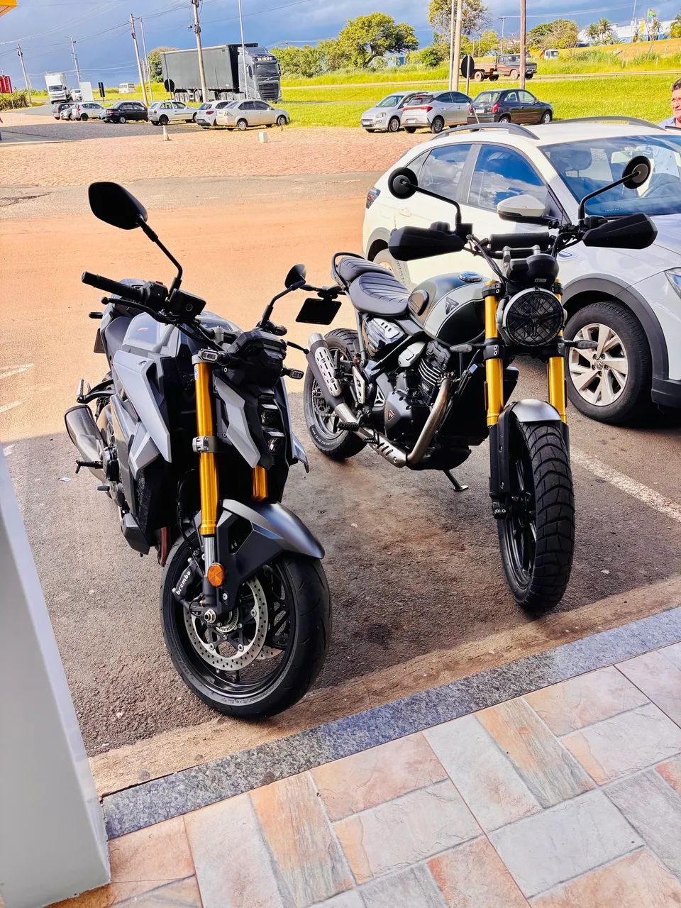 Scrambler 400x - Foto 2