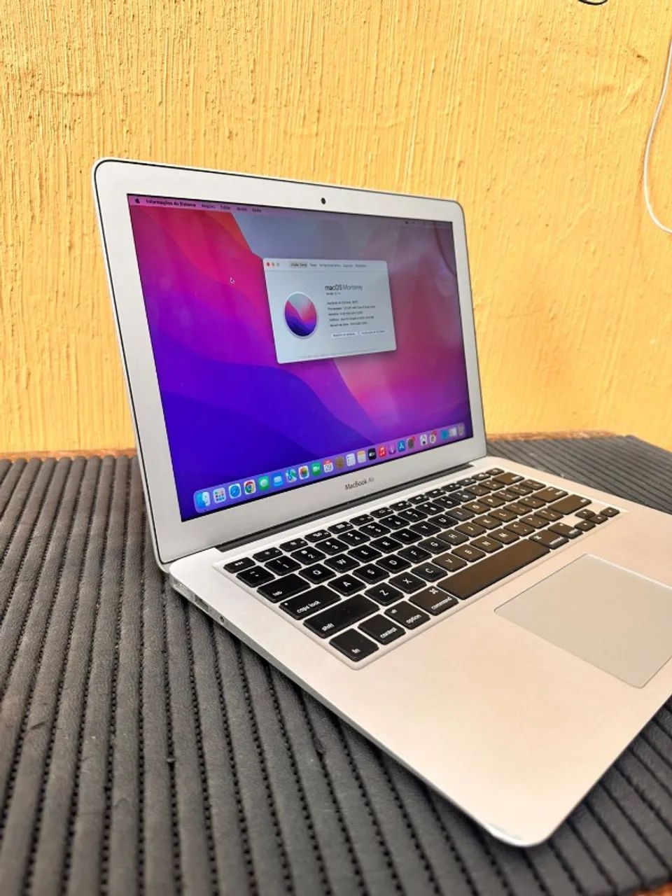 MacBook本体 MacBook Air 13inch2017A1466 8GB SSD128GB Macbook Air Apple 13,3, 8gb, Ssd 128gb, Intel Core i5 dual core de