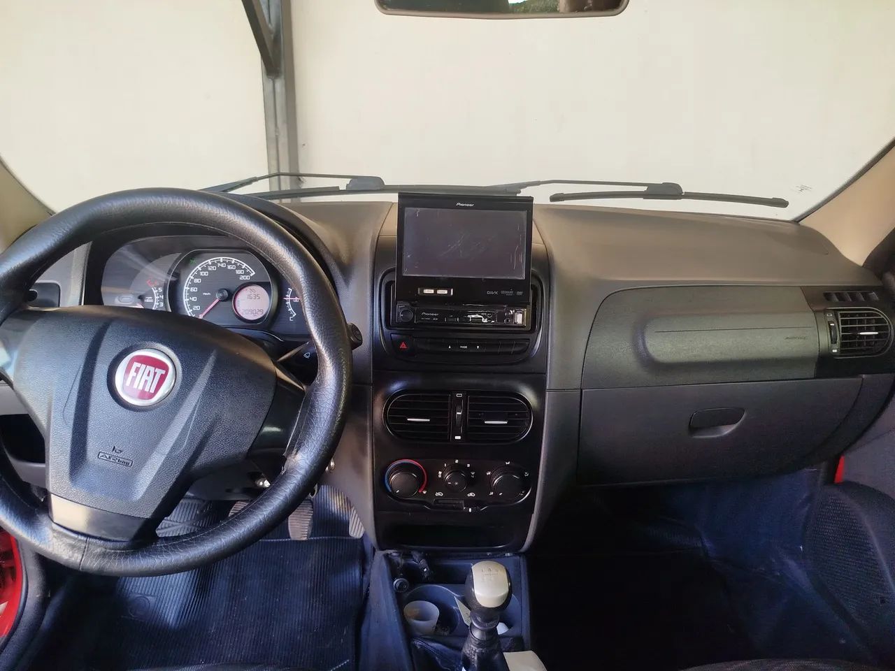 Fiat Strada Working Celeb.1.4 Fire Flex 8V CD 2013 - Foto 5
