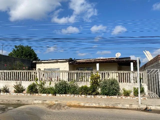 Ótima Casa no Centro de Junqueiro 