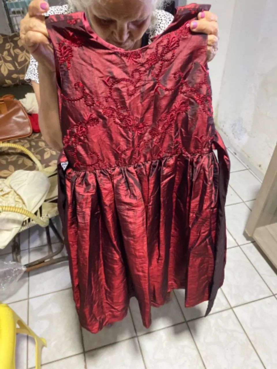 Vestido infantil vermelho - Foto 2