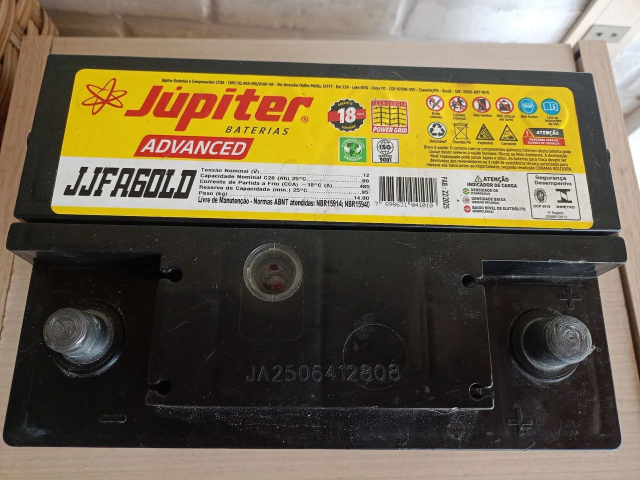 Bateria Júpiter 60amperes semi nova na garantia.