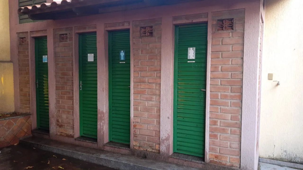 Casa comercial no Camargos - Foto 4