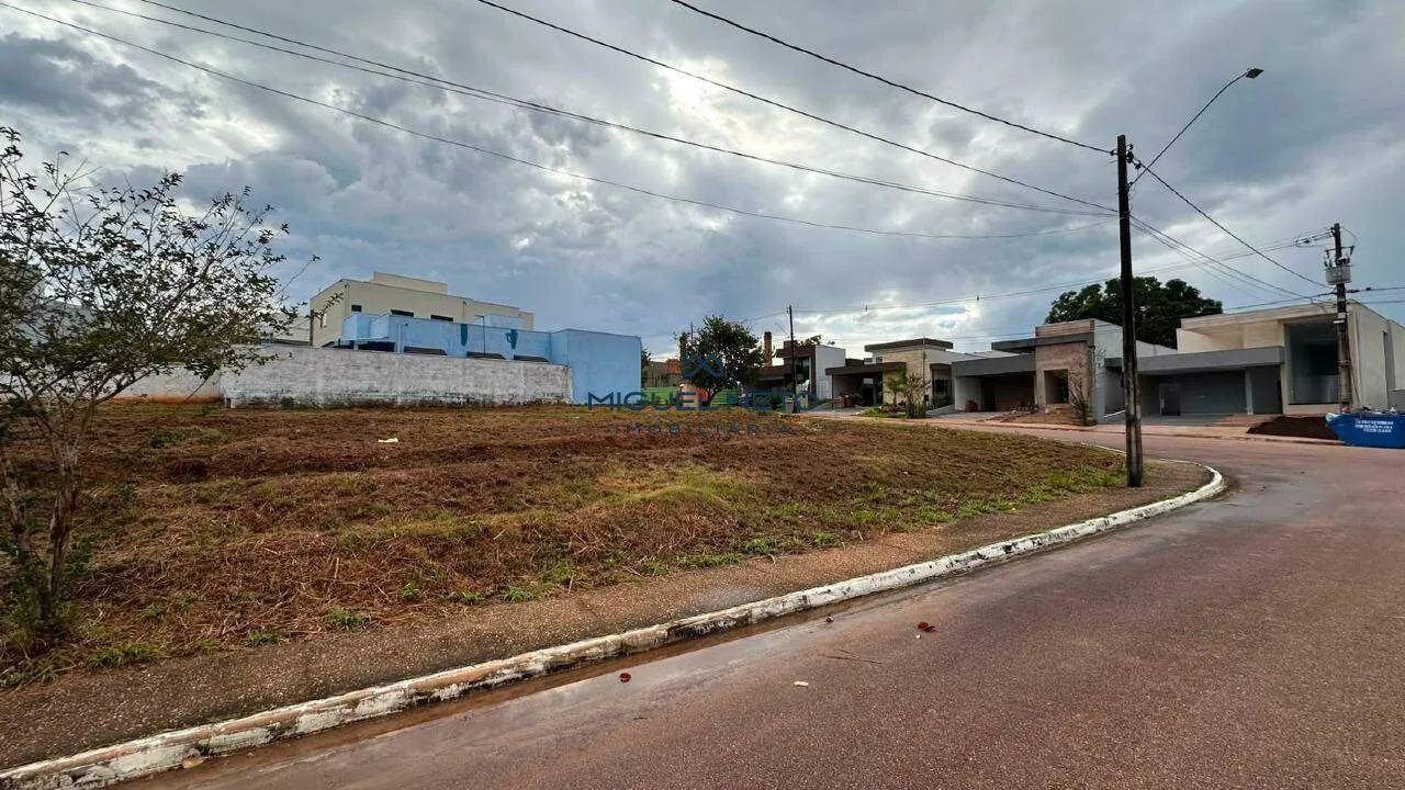 Terreno de esquina 300m² - Foto 2