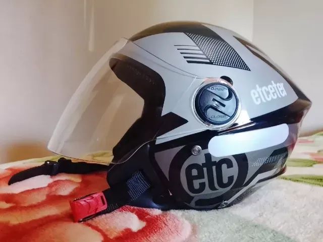 Capacete Cinza Etceter New Liberty - Tamanho 58 - Foto 3