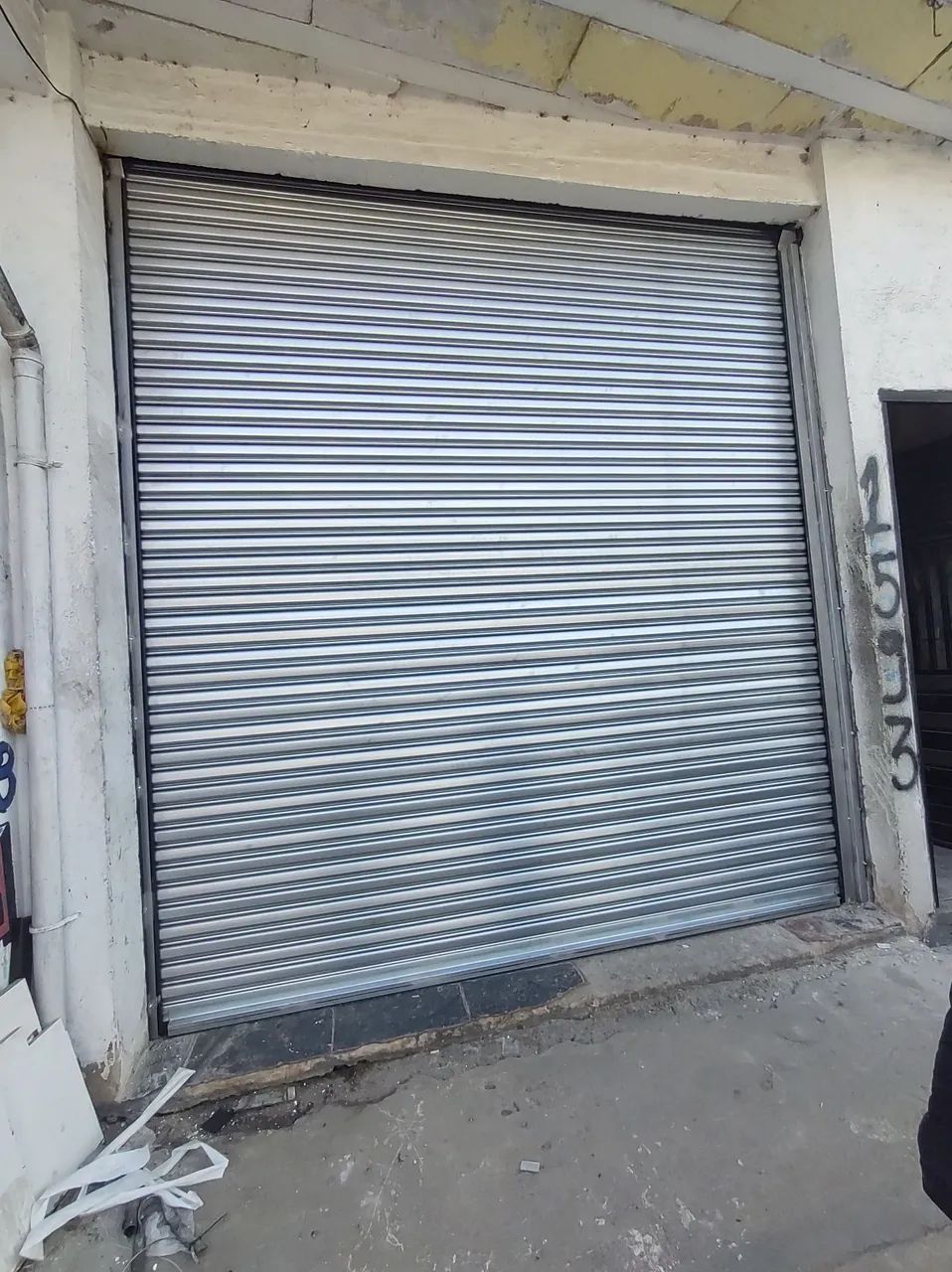 Porta de enrolar automática usada 