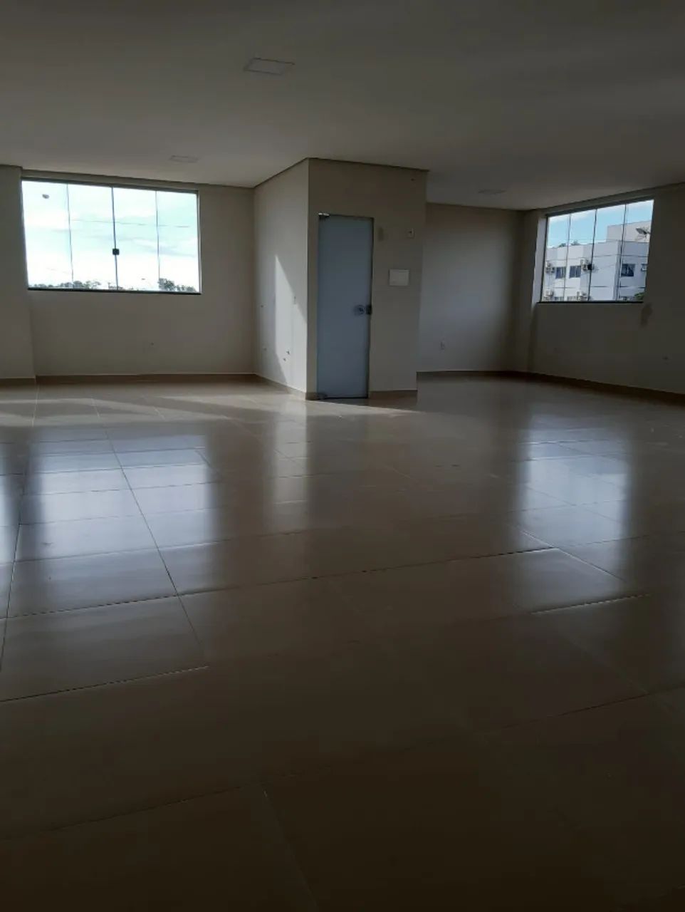 Alugo Salas Comerciais na 404 Norte AV. LO12 - Foto 4