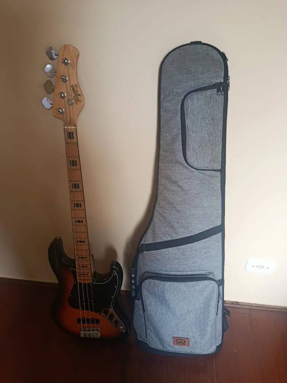 Baixo tagima Tjb4 - Foto 4
