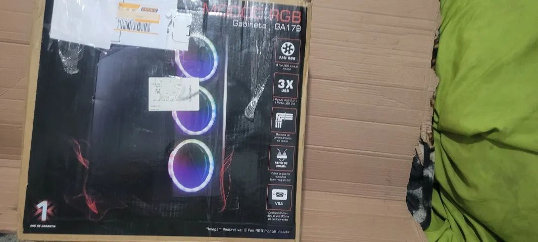 Gabinete Gamer Husky Polar. 3 fans 
