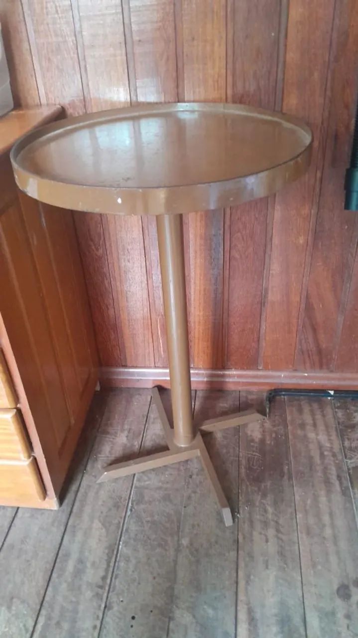 Vende 3 mesa de ferro