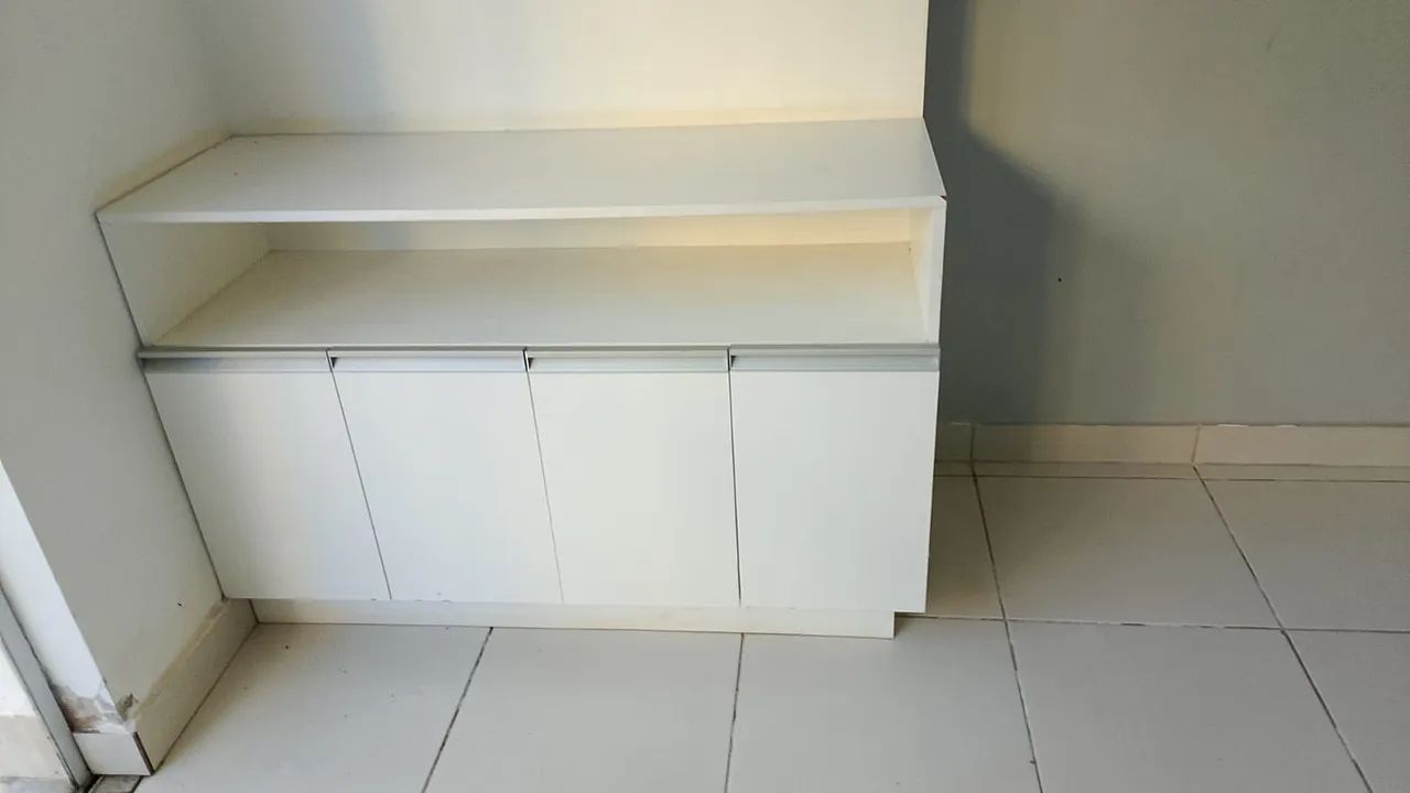Vende-se armário