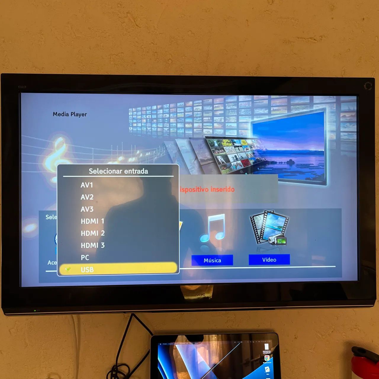 Televisão 32 - Foto 3