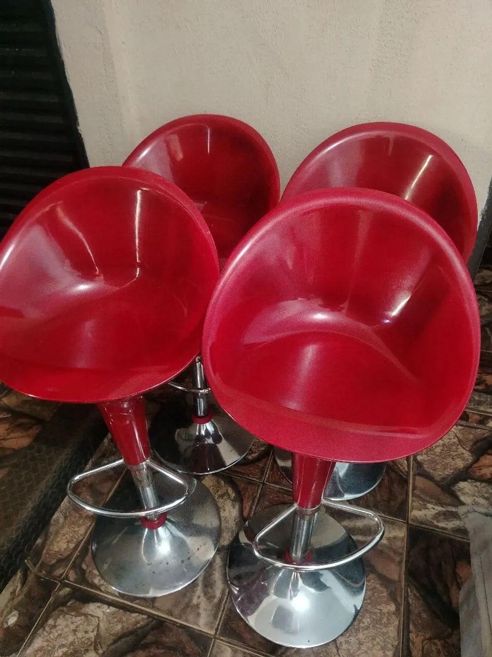 BANQUETAS COM REGULAGEM DE ALTURA  - Foto 2