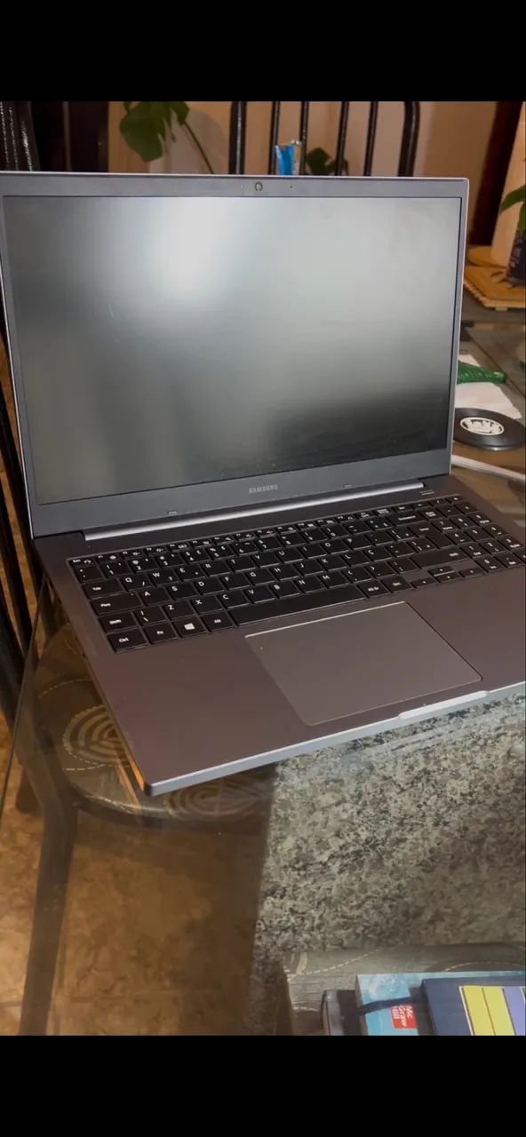 Notebook Samsung Core i3 8GB SSD 480GB; Carregador Original - Com Defeito - Foto 3